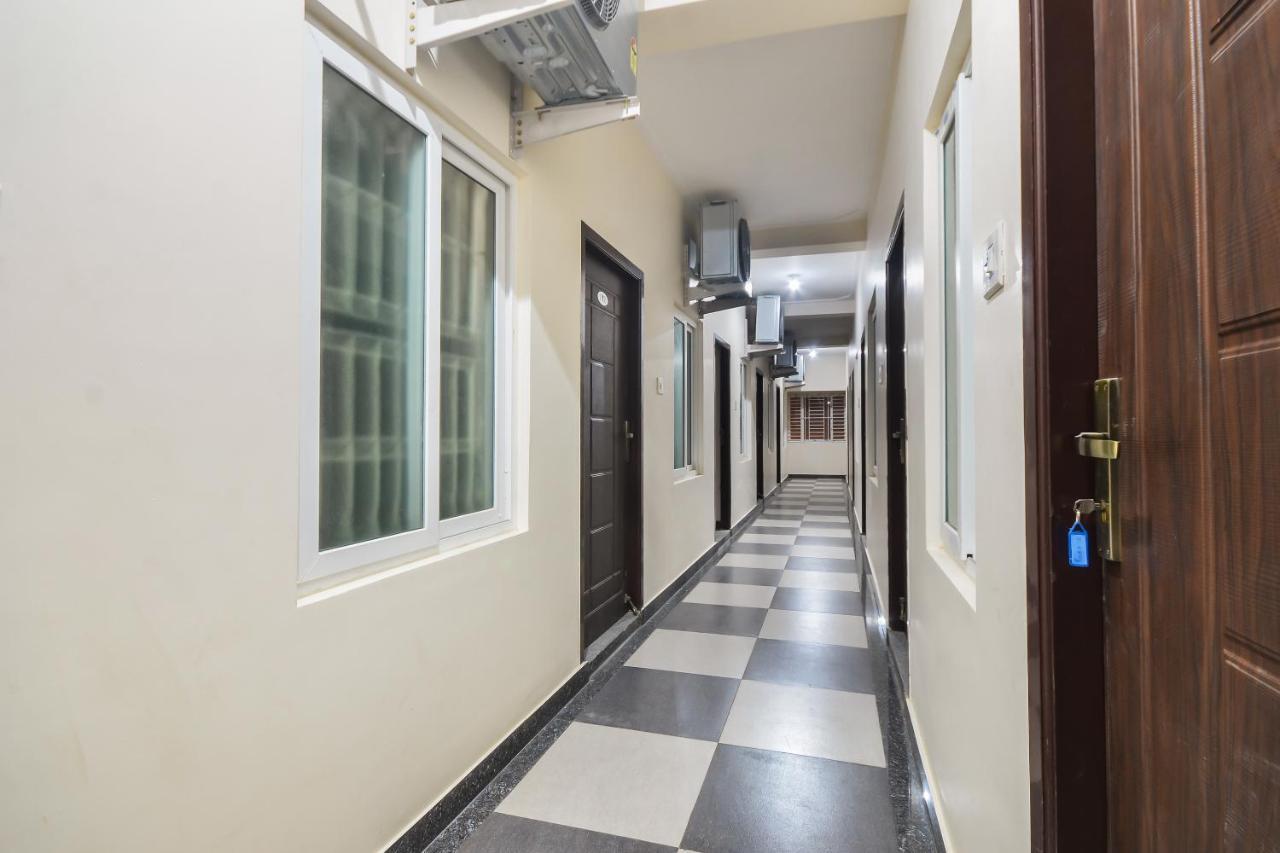 Oyo 70250 Royal Residency Hotel Namakkal Ngoại thất bức ảnh